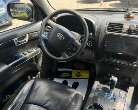 Черный Киа Мохаве, объемом двигателя 3 л и пробегом 194 тыс. км за 13990 $, фото 18 на Automoto.ua