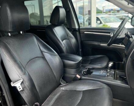 Черный Киа Мохаве, объемом двигателя 3 л и пробегом 194 тыс. км за 13990 $, фото 23 на Automoto.ua