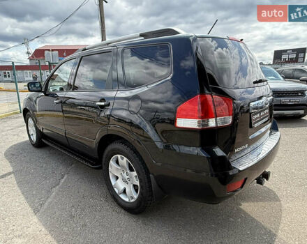 Чорний Кіа Мохаве, об'ємом двигуна 2.96 л та пробігом 318 тис. км за 13490 $, фото 5 на Automoto.ua