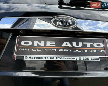 Чорний Кіа Мохаве, об'ємом двигуна 2.96 л та пробігом 318 тис. км за 13490 $, фото 17 на Automoto.ua