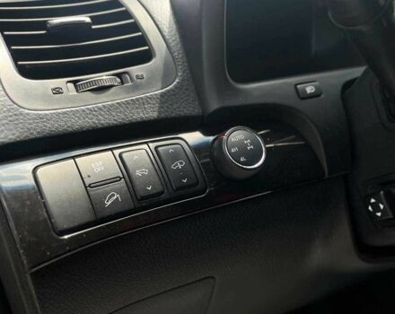 Черный Киа Мохаве, объемом двигателя 3 л и пробегом 194 тыс. км за 13990 $, фото 11 на Automoto.ua