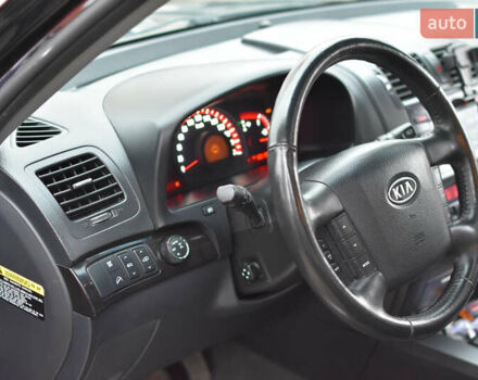 Черный Киа Мохаве, объемом двигателя 2.96 л и пробегом 160 тыс. км за 15500 $, фото 4 на Automoto.ua