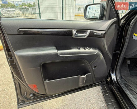 Чорний Кіа Мохаве, об'ємом двигуна 2.96 л та пробігом 318 тис. км за 13490 $, фото 10 на Automoto.ua