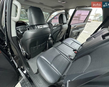 Черный Киа Мохаве, объемом двигателя 2.96 л и пробегом 188 тыс. км за 23500 $, фото 24 на Automoto.ua