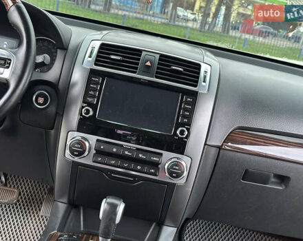 Черный Киа Мохаве, объемом двигателя 2.96 л и пробегом 188 тыс. км за 23500 $, фото 30 на Automoto.ua