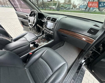 Черный Киа Мохаве, объемом двигателя 2.96 л и пробегом 188 тыс. км за 23500 $, фото 36 на Automoto.ua