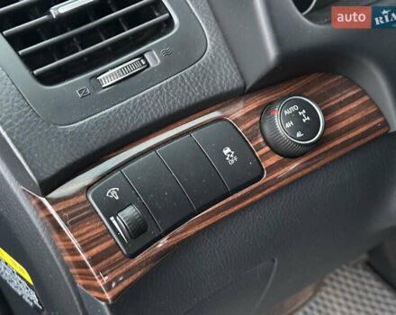 Черный Киа Мохаве, объемом двигателя 2.96 л и пробегом 188 тыс. км за 23500 $, фото 48 на Automoto.ua