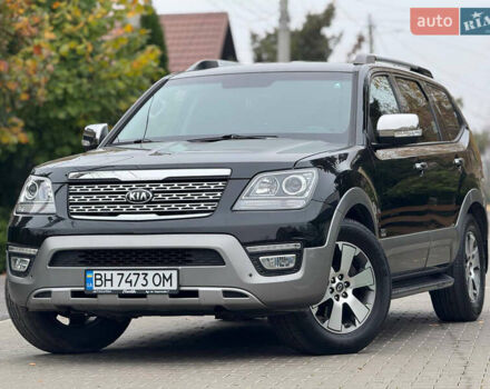 Черный Киа Мохаве, объемом двигателя 2.96 л и пробегом 190 тыс. км за 16900 $, фото 2 на Automoto.ua