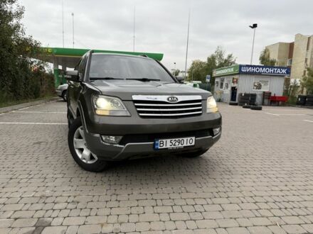 Коричневый Киа Мохаве, объемом двигателя 3 л и пробегом 264 тыс. км за 11000 $, фото 1 на Automoto.ua