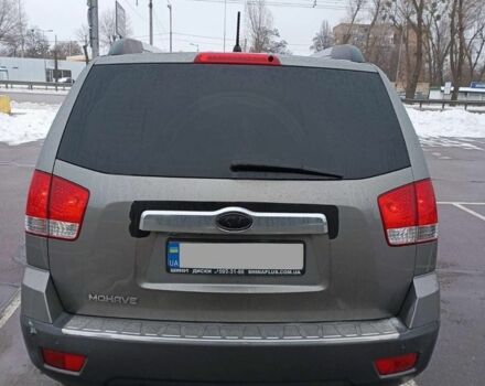 Кіа Мохаве, об'ємом двигуна 3.8 л та пробігом 240 тис. км за 12500 $, фото 5 на Automoto.ua