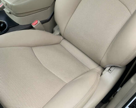 Киа Мохаве, объемом двигателя 2.96 л и пробегом 261 тыс. км за 15000 $, фото 14 на Automoto.ua