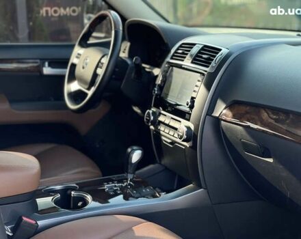 Киа Мохаве, объемом двигателя 3 л и пробегом 83 тыс. км за 26000 $, фото 17 на Automoto.ua