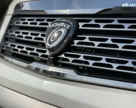 Киа Мохаве, объемом двигателя 3 л и пробегом 83 тыс. км за 19999 $, фото 7 на Automoto.ua