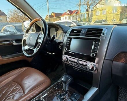 Киа Мохаве, объемом двигателя 3 л и пробегом 235 тыс. км за 21900 $, фото 25 на Automoto.ua