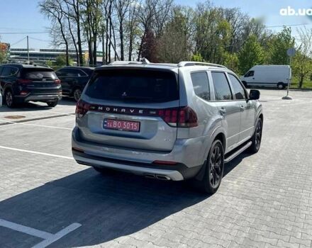 Киа Мохаве, объемом двигателя 3 л и пробегом 62 тыс. км за 48500 $, фото 4 на Automoto.ua