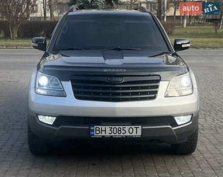 Серый Киа Мохаве, объемом двигателя 3.78 л и пробегом 118 тыс. км за 14000 $, фото 1 на Automoto.ua