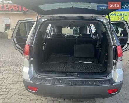 Серый Киа Мохаве, объемом двигателя 3.78 л и пробегом 118 тыс. км за 14000 $, фото 14 на Automoto.ua