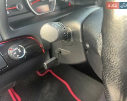 Серый Киа Мохаве, объемом двигателя 3.78 л и пробегом 118 тыс. км за 14000 $, фото 12 на Automoto.ua