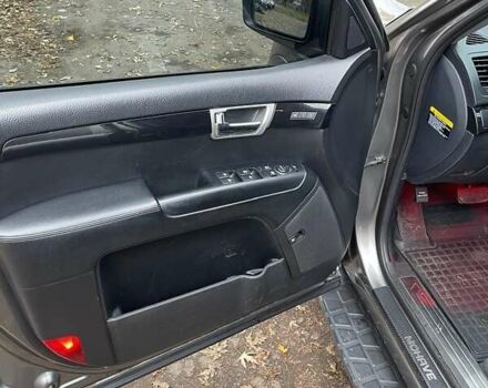 Серый Киа Мохаве, объемом двигателя 3.78 л и пробегом 293 тыс. км за 11500 $, фото 18 на Automoto.ua