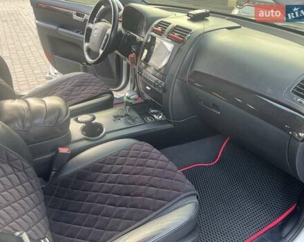 Серый Киа Мохаве, объемом двигателя 3.78 л и пробегом 118 тыс. км за 14000 $, фото 23 на Automoto.ua