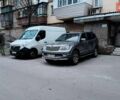 Серый Киа Мохаве, объемом двигателя 2.96 л и пробегом 285 тыс. км за 14000 $, фото 3 на Automoto.ua