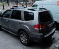 Серый Киа Мохаве, объемом двигателя 2.96 л и пробегом 285 тыс. км за 14000 $, фото 4 на Automoto.ua