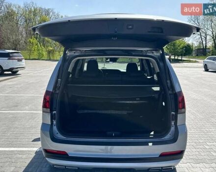 Серый Киа Мохаве, объемом двигателя 3 л и пробегом 62 тыс. км за 48500 $, фото 7 на Automoto.ua