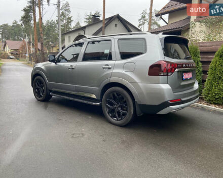 Серый Киа Мохаве, объемом двигателя 3 л и пробегом 66 тыс. км за 47300 $, фото 3 на Automoto.ua