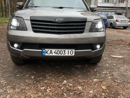 Серый Киа Мохаве, объемом двигателя 3.78 л и пробегом 293 тыс. км за 11500 $, фото 1 на Automoto.ua
