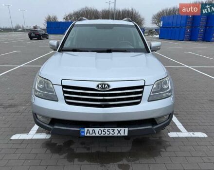 Серый Киа Мохаве, объемом двигателя 2.96 л и пробегом 245 тыс. км за 12000 $, фото 1 на Automoto.ua