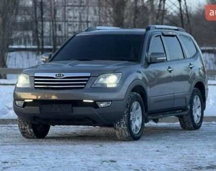 Серый Киа Мохаве, объемом двигателя 2.96 л и пробегом 183 тыс. км за 14200 $, фото 1 на Automoto.ua