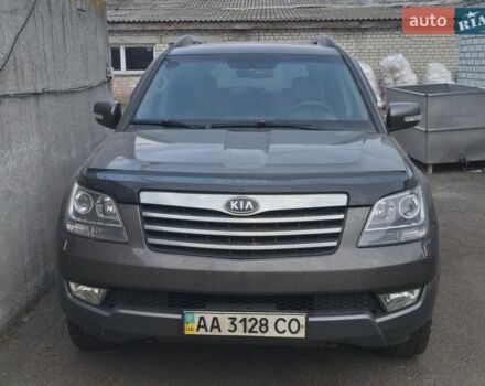 Серый Киа Мохаве, объемом двигателя 3 л и пробегом 306 тыс. км за 11000 $, фото 1 на Automoto.ua
