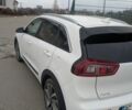 Белый Киа Niro, объемом двигателя 1.6 л и пробегом 110 тыс. км за 15600 $, фото 2 на Automoto.ua