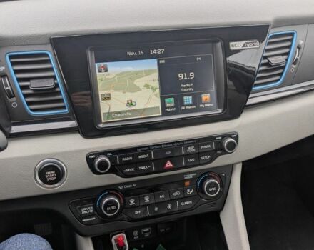 Белый Киа Niro, объемом двигателя 1.6 л и пробегом 110 тыс. км за 15600 $, фото 12 на Automoto.ua