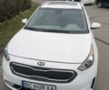 Белый Киа Niro, объемом двигателя 1.6 л и пробегом 110 тыс. км за 15600 $, фото 1 на Automoto.ua