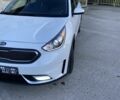 Белый Киа Niro, объемом двигателя 1.6 л и пробегом 101 тыс. км за 17700 $, фото 4 на Automoto.ua