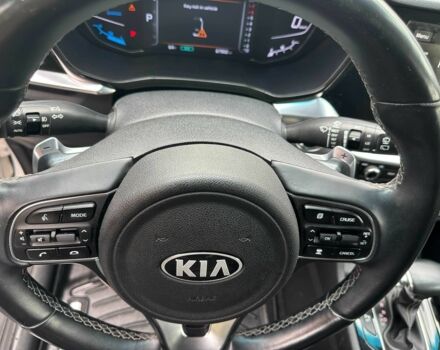 Белый Киа Niro, объемом двигателя 1.6 л и пробегом 68 тыс. км за 18800 $, фото 18 на Automoto.ua