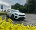 Белый Киа Niro, объемом двигателя 1.6 л и пробегом 68 тыс. км за 18800 $, фото 6 на Automoto.ua