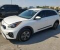 Белый Киа Niro, объемом двигателя 1.6 л и пробегом 70 тыс. км за 2700 $, фото 1 на Automoto.ua