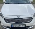 Белый Киа Niro, объемом двигателя 1.6 л и пробегом 132 тыс. км за 18100 $, фото 1 на Automoto.ua