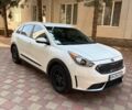 Белый Киа Niro, объемом двигателя 1.6 л и пробегом 310 тыс. км за 12950 $, фото 1 на Automoto.ua