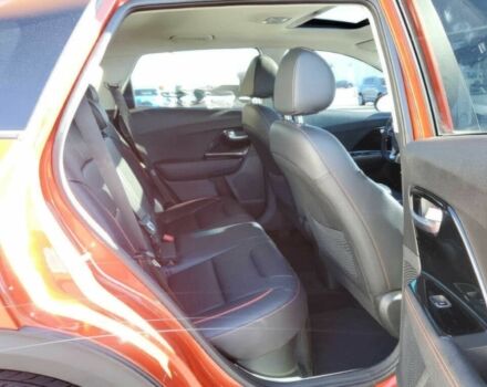 Белый Киа Niro, объемом двигателя 1.6 л и пробегом 40 тыс. км за 7400 $, фото 10 на Automoto.ua