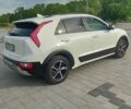 Білий Кіа Niro, об'ємом двигуна 1.6 л та пробігом 145 тис. км за 21900 $, фото 4 на Automoto.ua