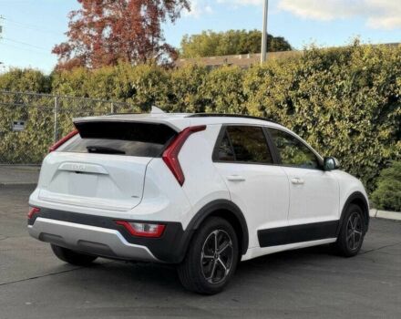 Білий Кіа Niro, об'ємом двигуна 1.6 л та пробігом 19 тис. км за 18300 $, фото 7 на Automoto.ua