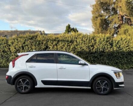 Білий Кіа Niro, об'ємом двигуна 1.6 л та пробігом 19 тис. км за 18300 $, фото 3 на Automoto.ua