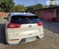 Белый Киа Niro, объемом двигателя 1.58 л и пробегом 225 тыс. км за 16600 $, фото 3 на Automoto.ua