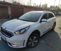 Белый Киа Niro, объемом двигателя 1.58 л и пробегом 225 тыс. км за 16600 $, фото 1 на Automoto.ua