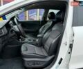 Белый Киа Niro, объемом двигателя 1.58 л и пробегом 195 тыс. км за 14990 $, фото 11 на Automoto.ua