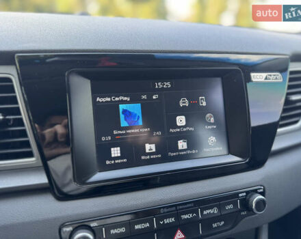 Белый Киа Niro, объемом двигателя 1.6 л и пробегом 160 тыс. км за 15400 $, фото 43 на Automoto.ua