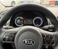 Белый Киа Niro, объемом двигателя 1.58 л и пробегом 195 тыс. км за 14990 $, фото 16 на Automoto.ua